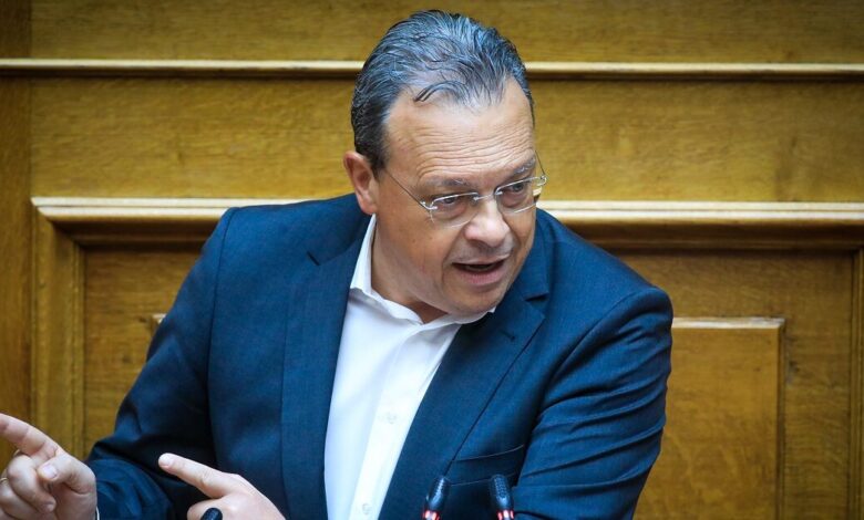Φάμελλος-για-ΣΥΡΙΖΑ:-Δυστυχώς-πολλαπλασιάζονται-οι-εντάσεις-και-οι-επιλογές-που-προσβάλλουν-την-Αριστερά