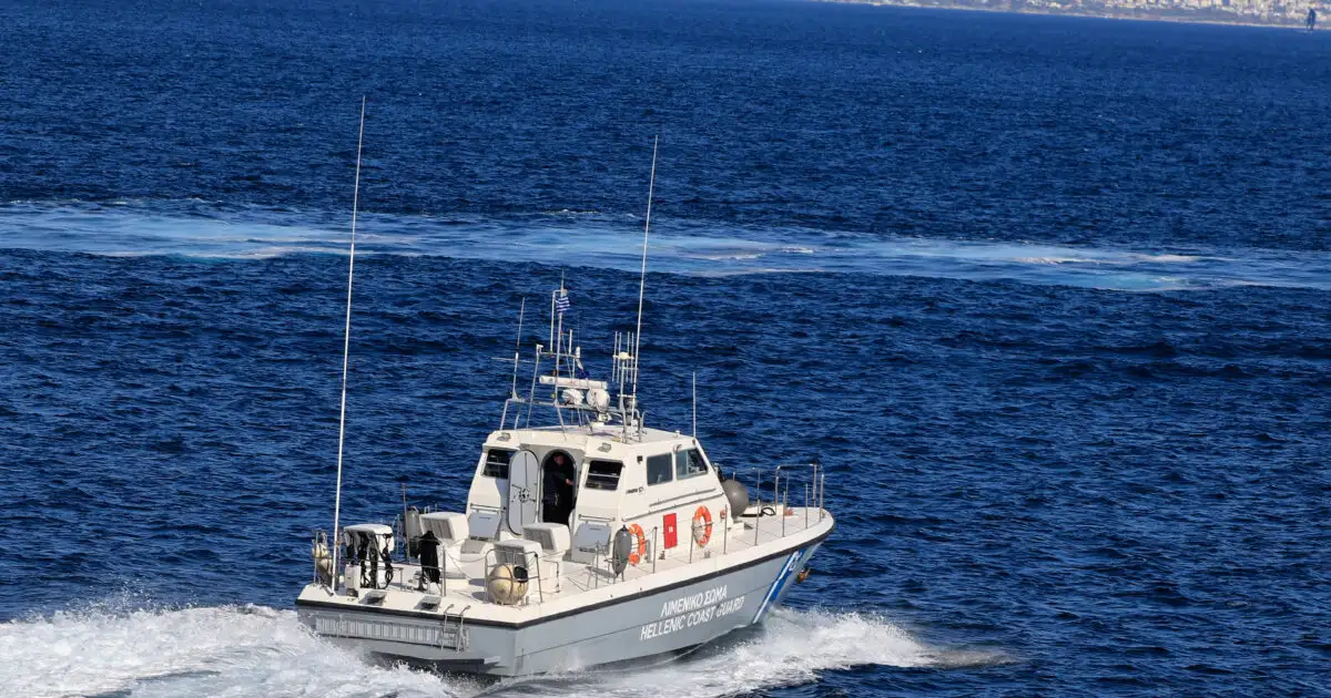 Θεσσαλονίκη:-Αγνοούμενος-69χρονος-μετά-από-ανατροπή-σκάφους-–-Σώθηκε-η-σύζυγός-του