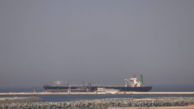 Ορμούζ:-Η-Τεχεράνη-βάζει-«κόκκινη-γραμμή»-και-απειλεί-με-αντίποινα-μετά-τα-πλήγματα-των-ΗΠΑ-–-Σε-ένα-24ωρο-άλλαξε-γνώμη-ο-Τραμπ-για-τα-διόδια-20%