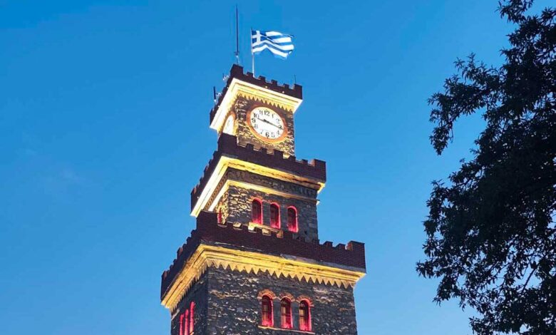 Το-Ρολόι-των-Τρικάλων-ετοιμάζεται-να-αλλάξει-χρώματα