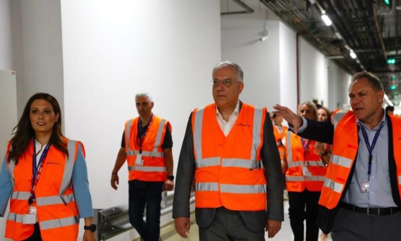 Ο-Θεοδωρικάκος-στα-έργα-της-aegean-στο-«Ελ-Βενιζέλος»,-επένδυση-66-εκατ.-ευρώ