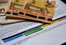 Η-ΔΕΗ-απορρόφησε-τις-αυξήσεις-πάνω-από-18%-στη-χονδρική-για-το-πράσινο-τιμολόγιο