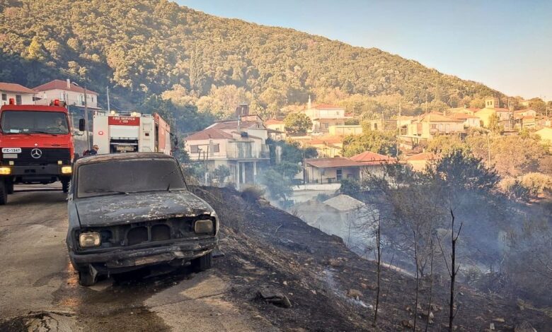 Φωτιά-στην-Αχαΐα:-Μήνυμα-του-112-«απομακρυνθείτε-προς-Άλσος-και-Νερατζιές»