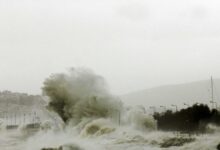 Καιρός:-Εξασθενούν-οι-άνεμοι-το-απόγευμα,-«φουντώνουν»-την-Κυριακή-–-«Πορτοκαλί»-συναγερμός-για-φωτιά-σε-Αττική,-Βοιωτία-και-Εύβοια