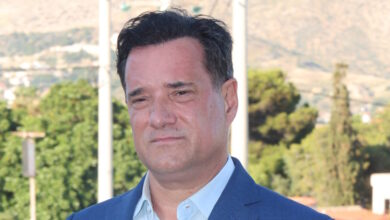 Ο-Άδωνις-Γεωργιάδης-έδωσε-εντολή-για-πειθαρχική-διαδικασία-σε-βάρος-εργαζόμενων-στο-Δαφνί-–-«Δέχτηκα-λεκτικό-προπηλακισμό»