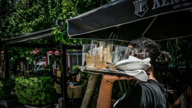 Υπερωρίες-και-τουρισμός-–-Τι-προβλέπεται-από-το-νόμο-για-εργαζόμενους-και-εργοδότες