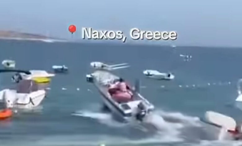 Νάξος:-Χειριστής-σκάφους-έχασε-τον-έλεγχο-και-«καβάλησε»-βάρκες-στη-θάλασσα,-βίντεο