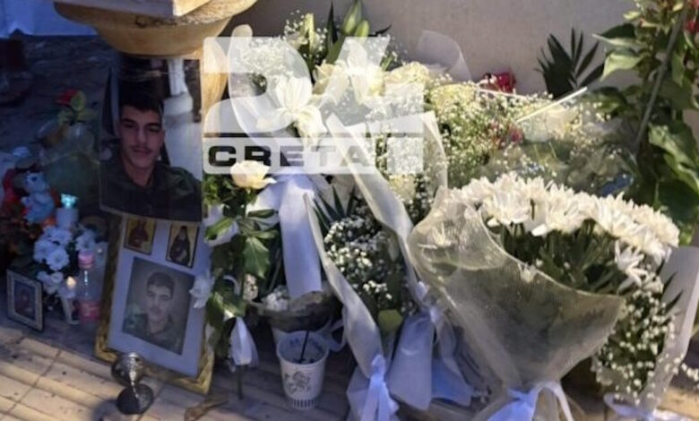 Ηράκλειο:-Συγκίνηση-στο-τρισάγιο-για-τον-21χρονο-που-δολοφονήθηκε-στην-Αμμουδάρα-–-Θα-γιόρταζε-τα-γενέθλιά-του