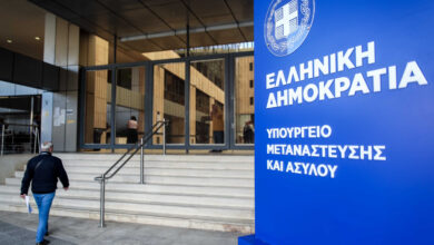 Θάνος-Πλεύρης:-Νέα-αυστηρότερη-γραμμή-στη-μεταναστευτική-πολιτική-με-έμφαση-στις-επιστροφές