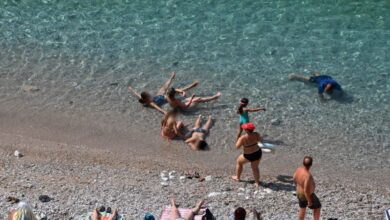 Μάλια:-Πώς-πνίγηκε-η-42χρονη-–-«Τα-παιδιά-φώναζαν-και-έκλαιγαν,-πέντε-άνθρωποι-κάναμε-ΚΑΡΠΑ»