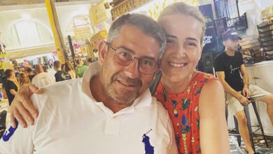 Η-Ελένη-Φωτοπούλου-ευχήθηκε-για-τη-γιορτή-του-Άκη-Παυλόπουλου:-«Δεκαπέντε-χρόνια-μου-διδάσκει-υπομονή-και-αγάπη»