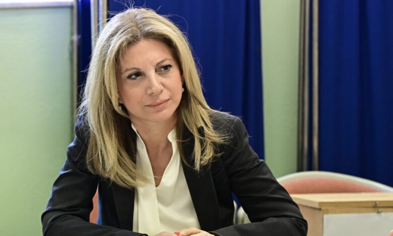 Ελπίδα-για-τη-Δημοκρατία:-Βγήκαν-ξανά-τα-μαχαίρια-–-«Καρυστιανού,-Γρατσία-και-Γαλανός-μετέτρεψαν-το-κίνημα-σε-φοβικό-αρχηγικό-κόμμα»