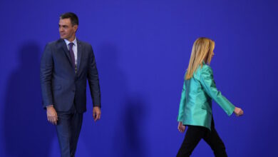 «Απασφάλισαν»-Σάντσεθ-και-Μελόνι-για-τη-Θέουτα-–-Η-Ισπανία-«απαντά»-και-αυτή-με-ελέγχους-στα-σύνορα-με-Ιταλία