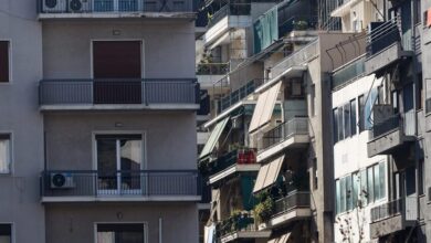 Ελληνικά-νοικοκυριά:-Πάνω-από-1-τρισ.-ευρώ-ο-πλούτος-–-Ανεβαίνει-το-εισόδημα,-πέφτει-η-αποταμίευση
