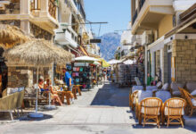 Το-χωροταξικό-για-τον-τουρισμό-βάζει-νέους-κανόνες-για-airbnb,-περιοχές-natura-και-νησιά