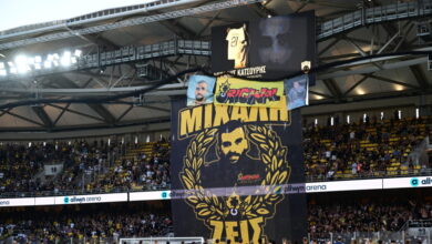 ΑΕΚ-–-athens-kallithea:-Με-κίτρινα-τριαντάφυλλα-και-ένα-φοβερό-πανό-τιμήθηκε-η-μνήμη-του-Μιχάλη-Κατσούρη