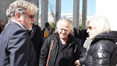 Νίκος-Καλογερόπουλος:-Η-νέα-ζωή-στην-Κυπαρισσία,-η-τελευταία-εμφάνιση-και-η-εξομολόγηση-στον-Γιώργο-Λιάγκα