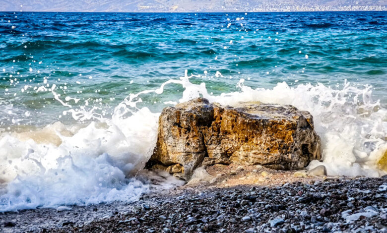 Ηλεία:-31χρονη-μητέρα-νοσηλεύεται-σε-κρίσιμη-κατάσταση-μετά-από-βουτιά-–-Τραυματίστηκε-σοβαρά-στον-αυχένα