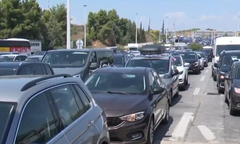 Τελωνείο-Ευζώνων:-Ουρές-χιλιομέτρων-με-αναμονή-πάνω-από-4-ώρες-στο-ρεύμα-εισόδου