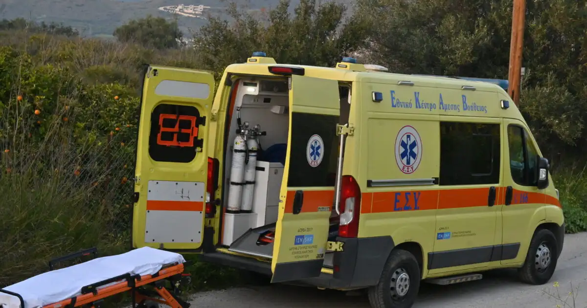 Άρτα:-16χρονος-έπεσε-σε-γκρεμό-μετά-από-τροχαίο-–-Πυροσβέστες-τον-ανέβασαν-με-σχοινιά