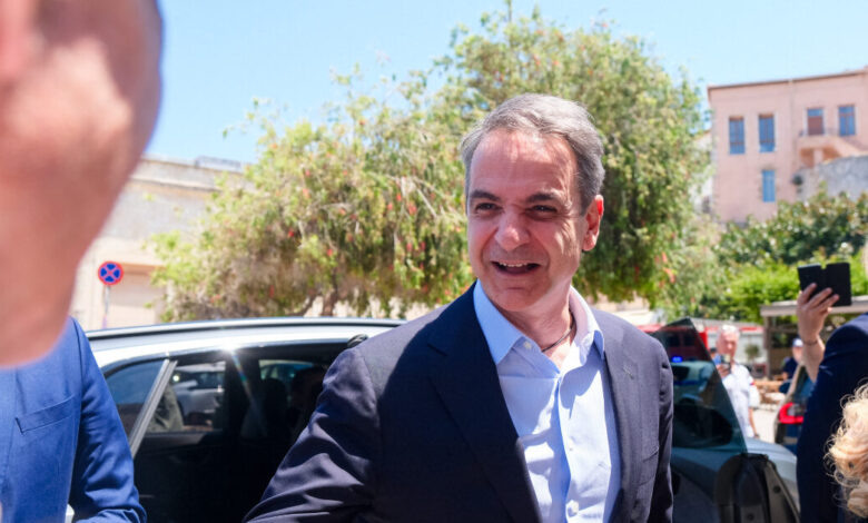 Στο-νοσοκομείο-ο-Κυριάκος-Μητσοτάκης-μετά-από-ατύχημα-με-το-ποδήλατο