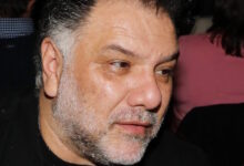 Γρηγόρης-Αρναούτογλου:-Το-συγκινητικό-«αντίο»-στον-Νίκο-Καλογερόπουλο-λίγες-ώρες-πριν-από-την-κηδεία-του