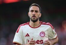 Ο-Κώστας-Φορτούνης-επέστρεψε-σε-επίσημο-αγώνα-του-Ολυμπιακού-μετά-από-2-χρόνια
