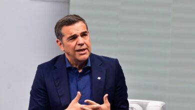 Αλέξης-Τσίπρας:-Μείωση-φόρων-στους-μισθωτούς,-φορολόγηση-του-πλούτου-και-αλλαγή-παραγωγικού-μοντέλου