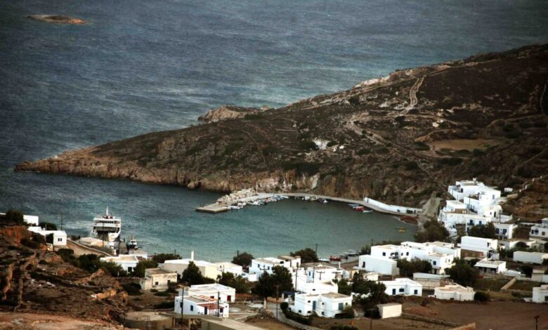 Κίμωλος:-Ελέγχεται-η-ηλεκτρολογική-εγκατάσταση-μετά-τον-θάνατο-του-17χρονου-από-ηλεκτροπληξία-–-«Δεν-υπήρχε-ρελέ»-υποστηρίζει-η-μητέρα-του