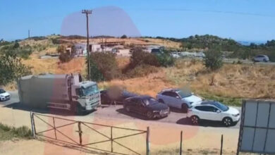 Χαλκιδική:-Καρέ-καρέ-ο-άγριος-ξυλοδαρμός-οδηγού-απορριμματοφόρου-που-τους-έκανε-παρατήρηση-στον-δρόμο