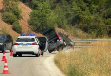 Τροχαίο-στην-Εθνική-Οδό-Καλαμπάκας–Παναγίας:-ΙΧ-«σκατφάλωσε»-στις-μπαριέρες