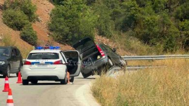 Τροχαίο-στην-Εθνική-Οδό-Καλαμπάκας–Παναγίας:-ΙΧ-«σκατφάλωσε»-στις-μπαριέρες