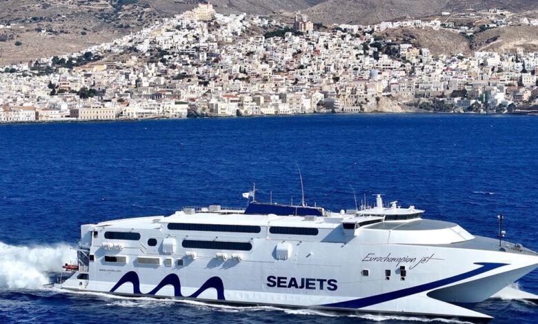 seajets: Έκτακτα-δρομολόγια-και-τροποποιήσεις-τον-Δεκαπενταύγουστο-λόγω-δυσμενών-καιρικών-συνθηκών