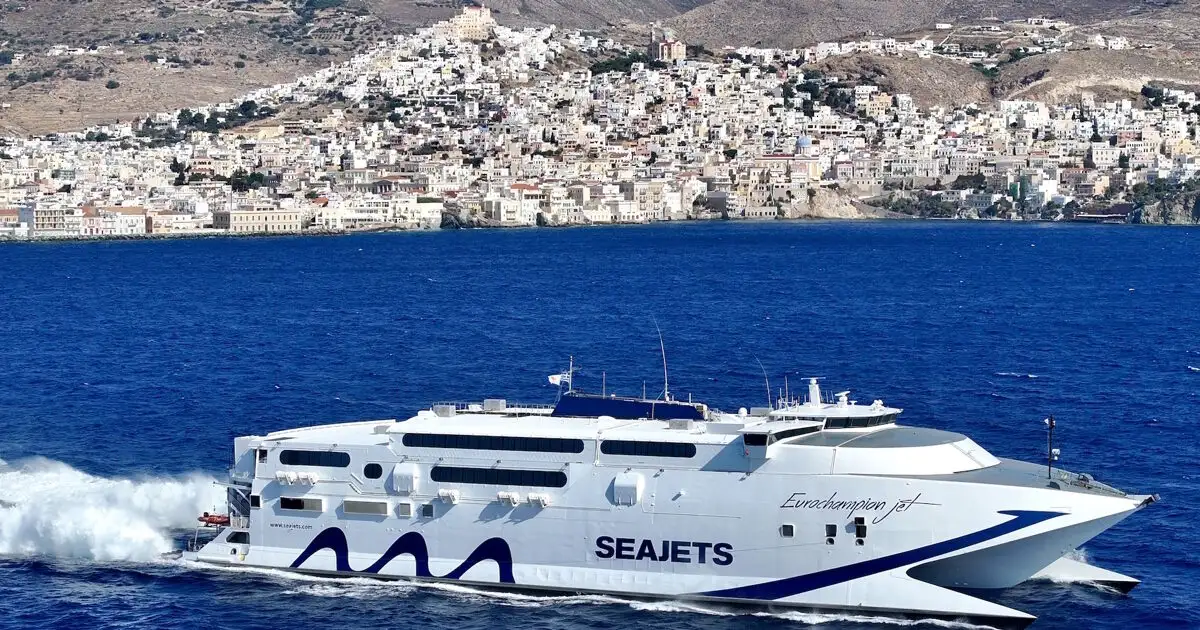 seajets: Έκτακτα-δρομολόγια-και-τροποποιήσεις-τον-Δεκαπενταύγουστο-λόγω-δυσμενών-καιρικών-συνθηκών
