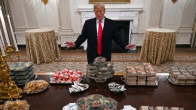 Ο-Ντόναλντ-Τραμπ-τρώει-μόνο-fast-food-στο-προεδρικό-αεροπλάνο-και-ο-Ρόμπερτ-Κένεντι-Τζούνιορ-αποκαλύπτει-τον-λόγο