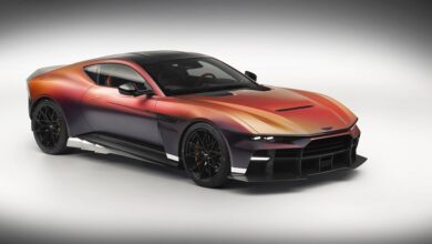 Το-aston-martin-valen-είναι-το-πιο-ισχυρό-supercar-με-κινητήρα-μπροστά
