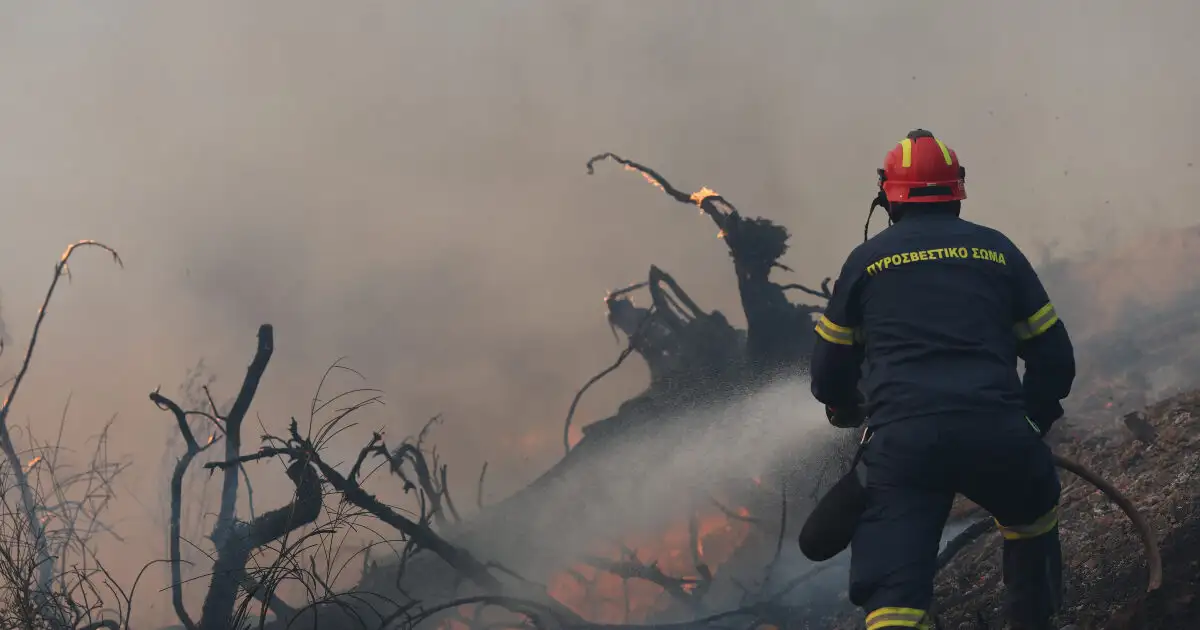 Φωτιά-στην-Κάλυμνο:-Ήχησε-το-112-για-ετοιμότητα-στα-Βλυχάδια