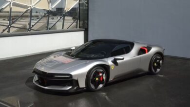Η-μοναδική-και-plug-in-hybrid-ferrari-cz26