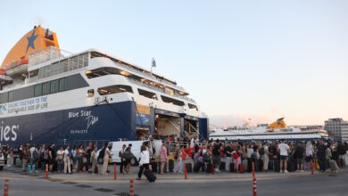 Ξεκίνησε-η-επιστροφή-των-αδειούχων-του-Αυγούστου-–-Πάνω-από-90.000-επιβάτες-βρέθηκαν-στα-λιμάνια-τη-Δευτέρα