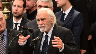Κωνσταντίνος-Τσουκαλάς:-Ο-πολιτικός-κόσμος-αποχαιρετά-τον-κορυφαίο-κοινωνιολόγο-–-«Φώτισε-τη-δομή-της-ελληνικής-κοινωνίας-και-του-κράτους»