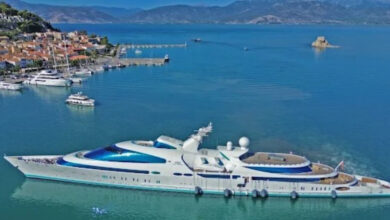 Στο-Ναύπλιο-το-super-yacht-«yas»-141-μέτρων-της-βασιλικής-οικογένειας-των-Ηνωμένων-Αραβικών-Εμιράτων