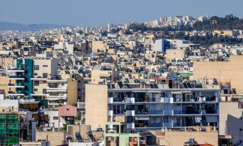 Η-ΕΛΑΣ-ανοίγει-στεγαστικό-μέτωπο-με-την-κυβέρνηση-για-την-«μαύρη-τρύπα»-των-14.000-σπιτιών