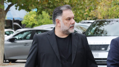 Γρηγόρης-Αρναούτογλου:-Η-συγκινητική-ανάρτηση-για-τη-μητέρα-του-–-«Αυτό-το-κουδούνι-δεν-θα-το-ξανακούσω»