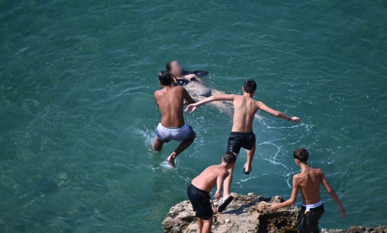 Καιρός:-«Σφίγγουν»-οι-ζέστες-με-38άρια-την-Παρασκευή-και-40άρια-το-Σαββατοκύριακο-–-Εξαήμερο-κύμα-καύσωνα-και-ισχυροί-άνεμοι