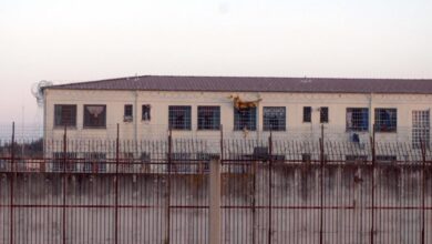 Λάρισα:-Προσπάθησαν-να-περάσουν-με-drone-στις-φυλακές-12-κινητά-και-20-κάρτες-sim