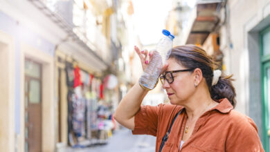Θερμοπληξία:-Τι-να-κάνετε-για-να-την-αντιμετωπίσετε-–-9-σωτήριες-οδηγίες-και-τα-συμπτώματα-που-πρέπει-να-γνωρίζετε