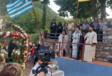 Πύλη:-Αρχιερατικός-Εσπερινός-στην-Πόρτα-Παναγιά