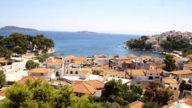 Επιβατηγό-πλοίο-χτύπησε-θαλάσσιο-ταξί-στο-λιμάνι-της-Σκιάθου