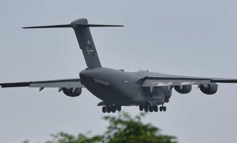 Μόσχα:-Αμερικανικό-μεταγωγικό-c-17-προσγειώθηκε-στο-αεροδρόμιο-Βνούκοβο-–-Σιγή-ιχθύος-από-το-Κρεμλίνο