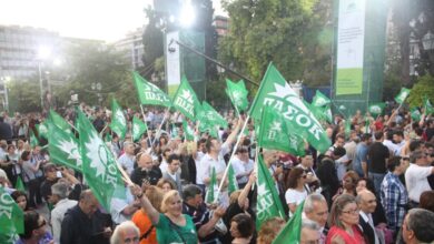 Το-ΠΑΣΟΚ-ξαναστήνει-τις-«λαοθάλασσες»-στην-Κρήτη:-Μαζική-απόβαση-για-τα-γενέθλια-του-κόμματος